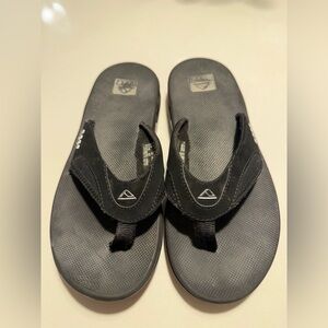 Reef Black Fanning Flip Flops men Sz 8 women Sz 9.5